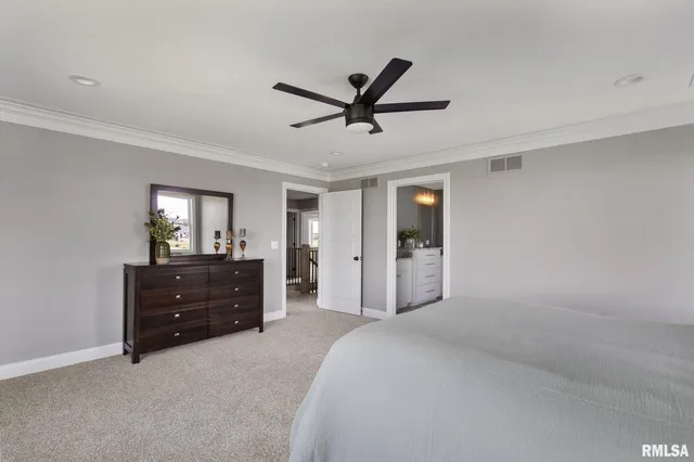 $834,900 | 6654 Meghan Avenue, Bettendorf, IA 52722