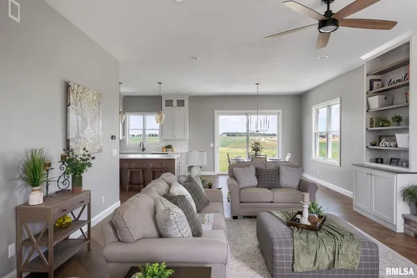 $834,900 | 6654 Meghan Avenue, Bettendorf, IA 52722