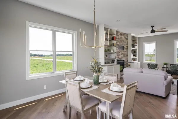 $834,900 | 6654 Meghan Avenue, Bettendorf, IA 52722