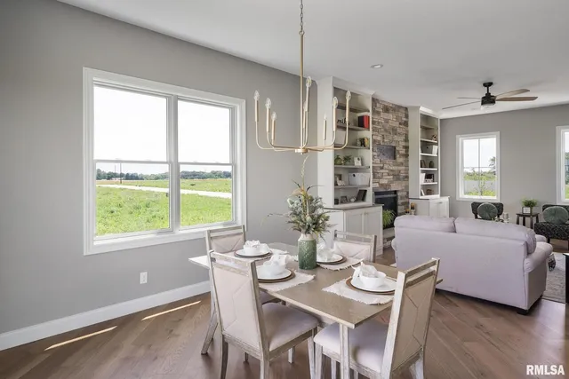 $834,900 | 6654 Meghan Avenue, Bettendorf, IA 52722