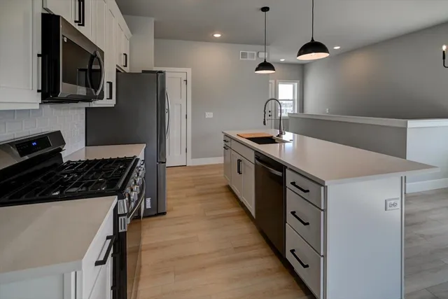 $434,900 | 2965 Blue Grass Drive, Stoughton, WI 53589