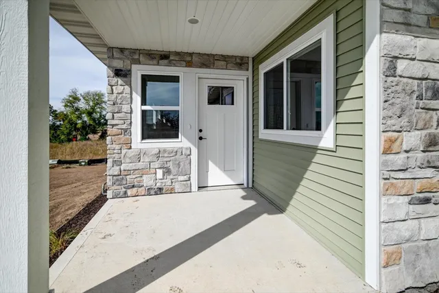 $434,900 | 2965 Blue Grass Drive, Stoughton, WI 53589