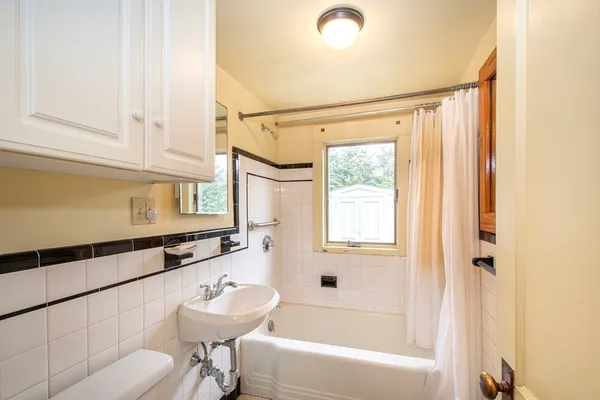 $995,000 | 55 Bancroft Road, Cohasset, MA 02025