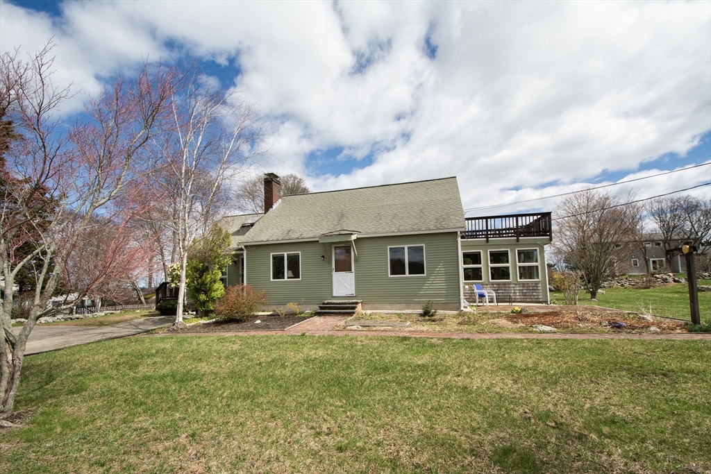 55 Bancroft Road Cohasset, MA 02025 - Photo 3 of 34