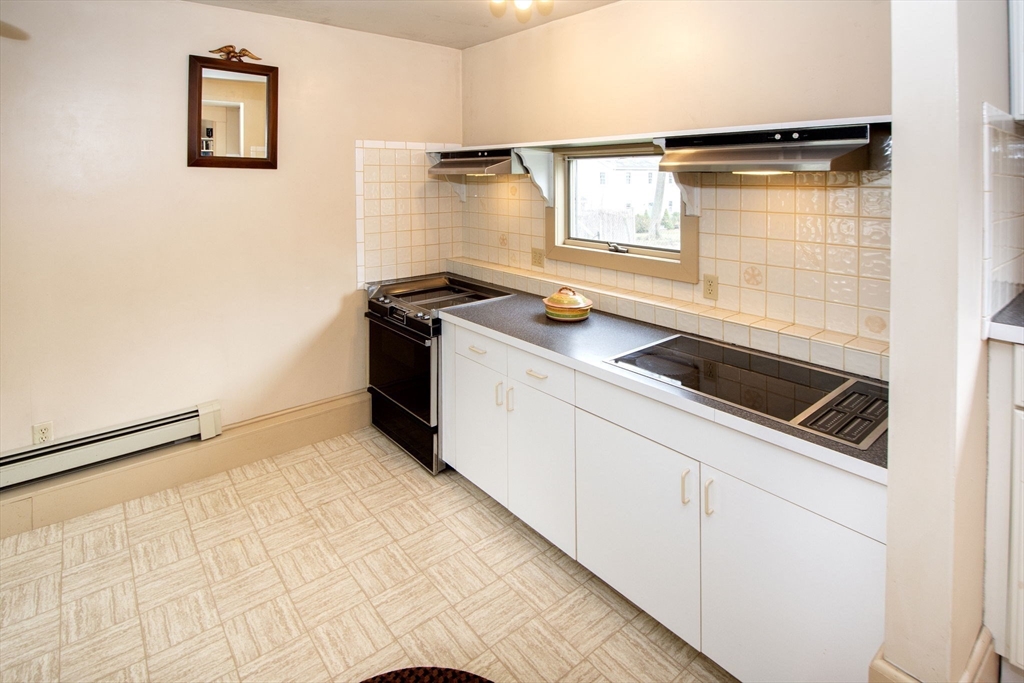 55 Bancroft Road Cohasset, MA 02025 - Photo 8 of 34