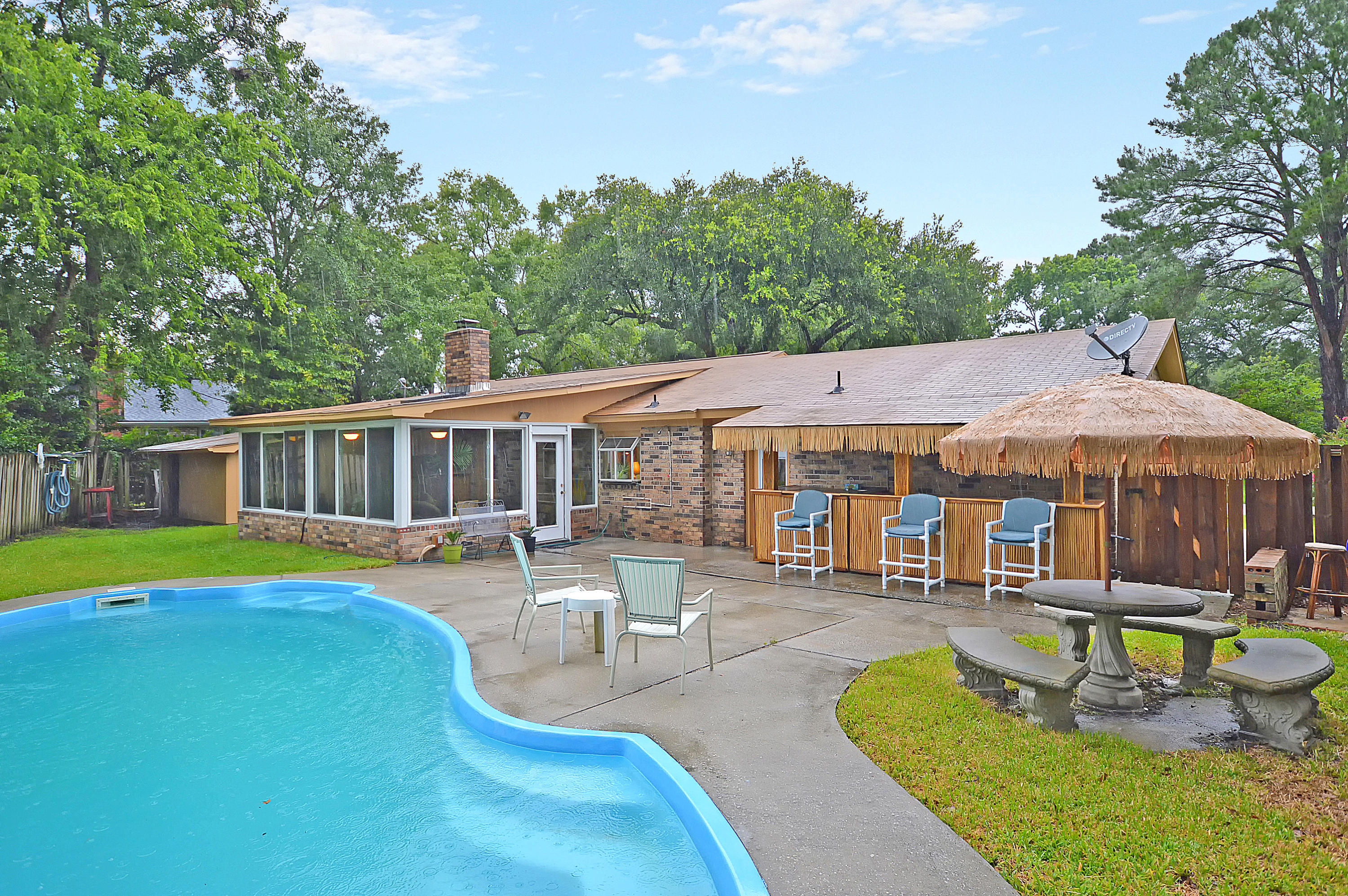 1861 Stonehedge Road Charleston, SC 29407 - Photo 1 of 34 1861 Stonehedge Road Charleston SC 29407