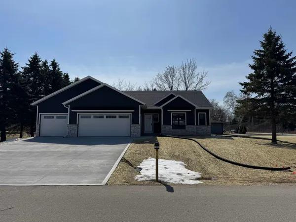 $459,900 | 2005 East Ridgehaven Lane, Appleton, WI 54913