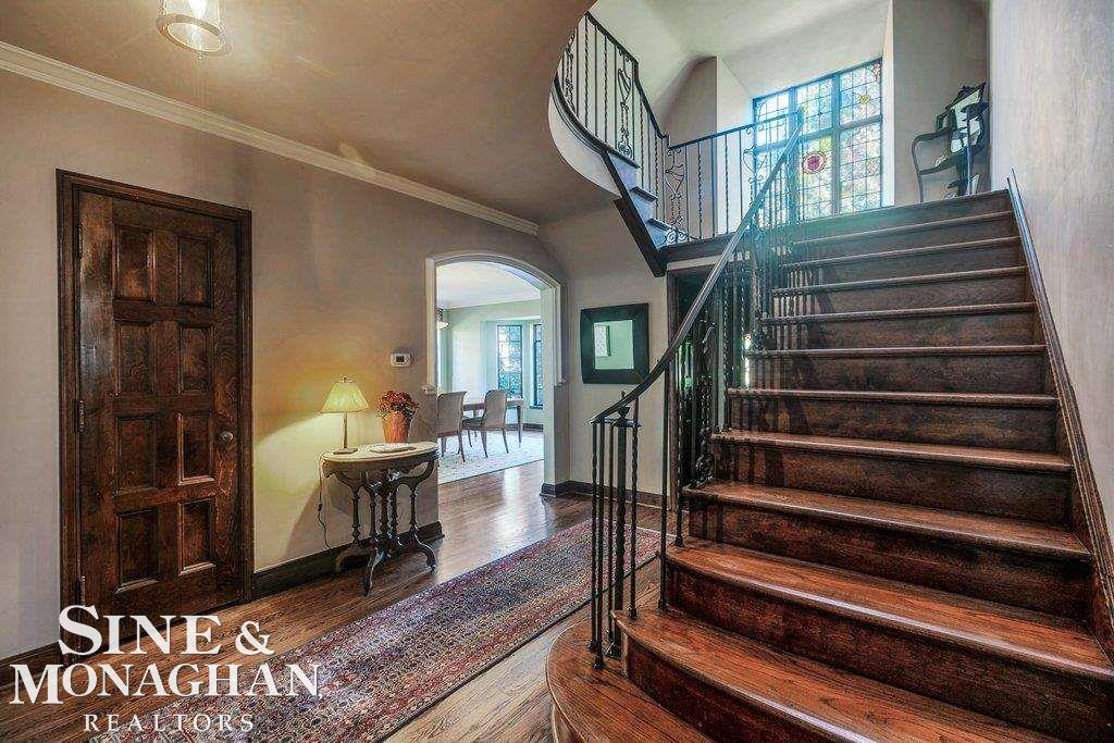 631 Pemberton Road Grosse Pointe Park, MI 48230 - Photo 3 of 32
