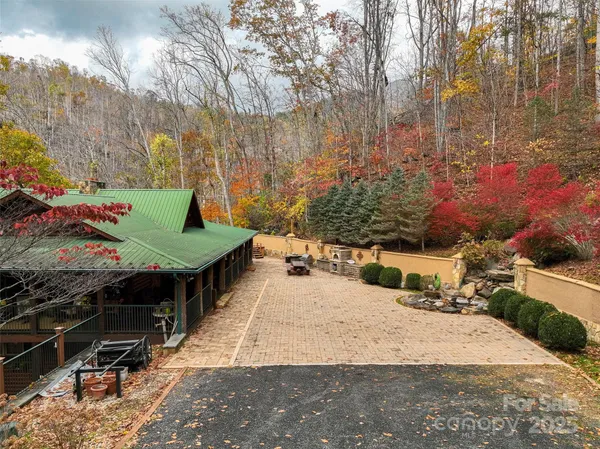 a view of outdoor space yard and patio