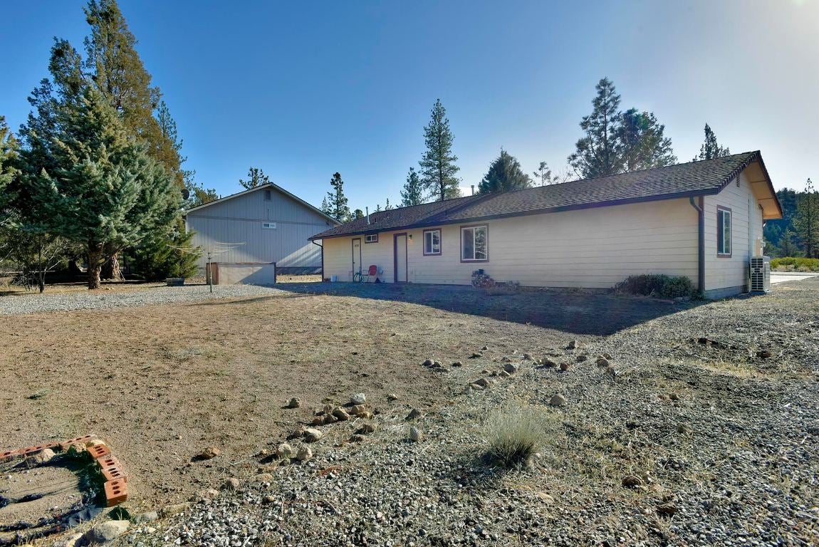 16437 Friar Road Weed, CA 96094 - Photo 25 of 32 Gallery Image 25