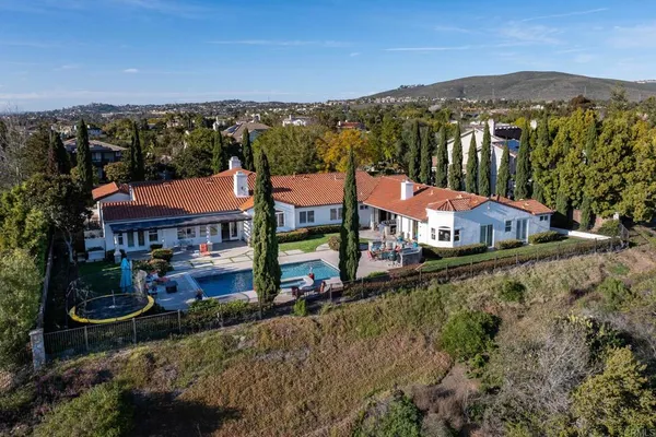 $4,498,000 | 7992 Paseo Esmerado, Carlsbad, CA 92009