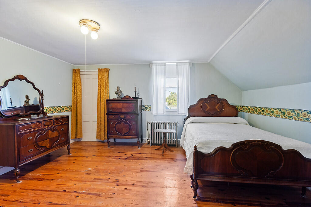 54 Bay Street Winslow, ME 04901 - Photo 16 of 37 Bedroom 1