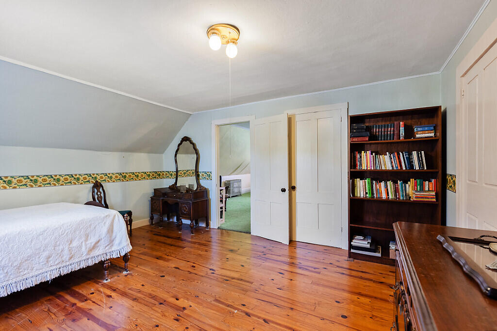 54 Bay Street Winslow, ME 04901 - Photo 17 of 37 Bedroom 1