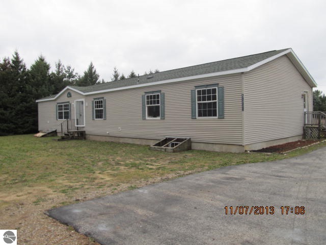 5555 Walton Road Kingsley, MI 49649 - Photo 1 of 12 1778456.JPG