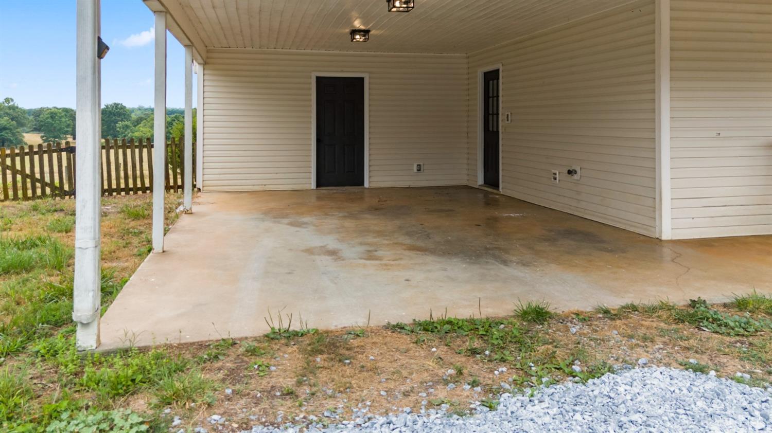 5095 Shingle Block Road Bedford, VA 24523 - Photo 39 of 44 Gallery Image 39