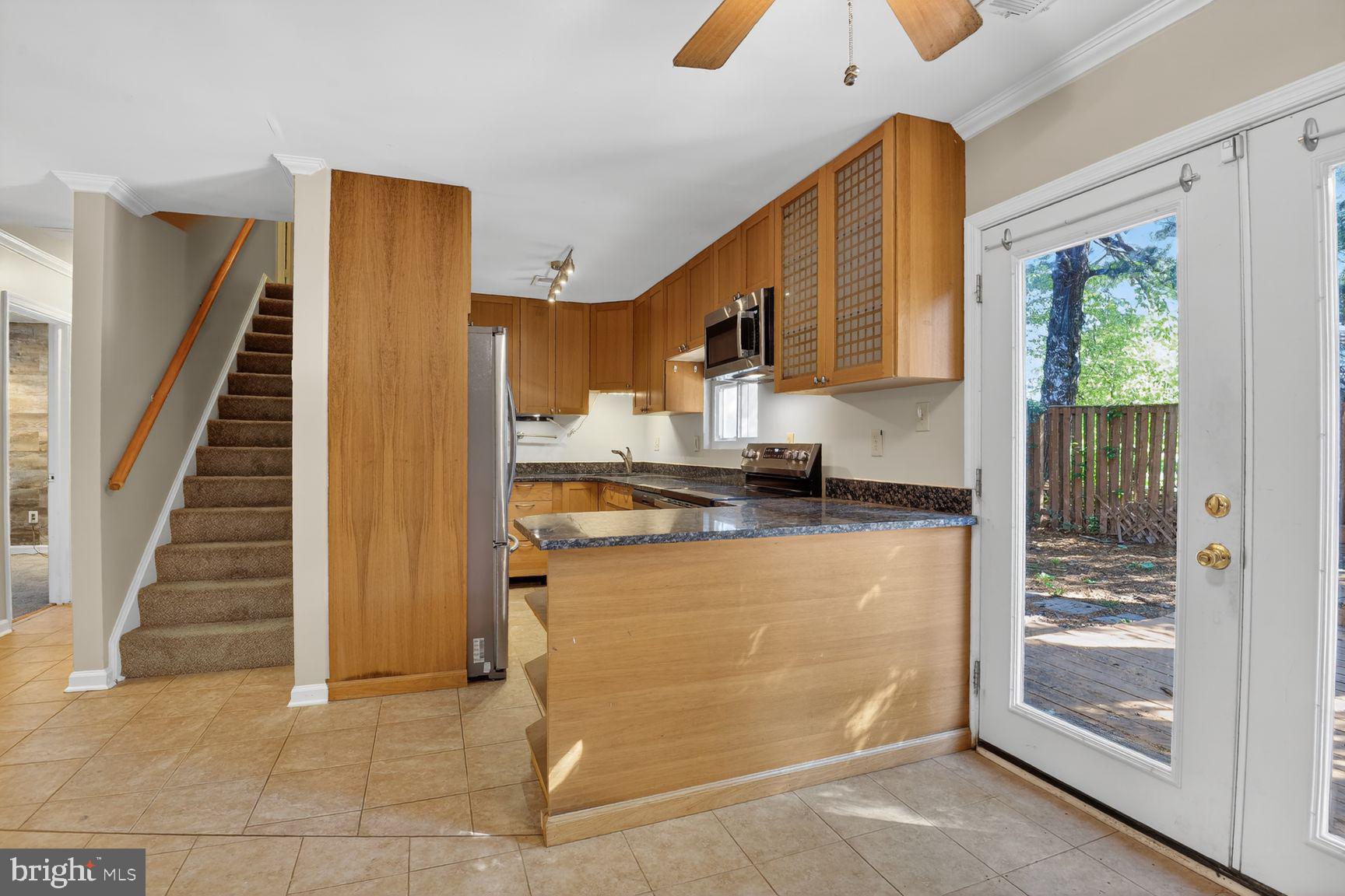 11306 Geddys Court Reston, VA 20191 - Photo 14 of 32