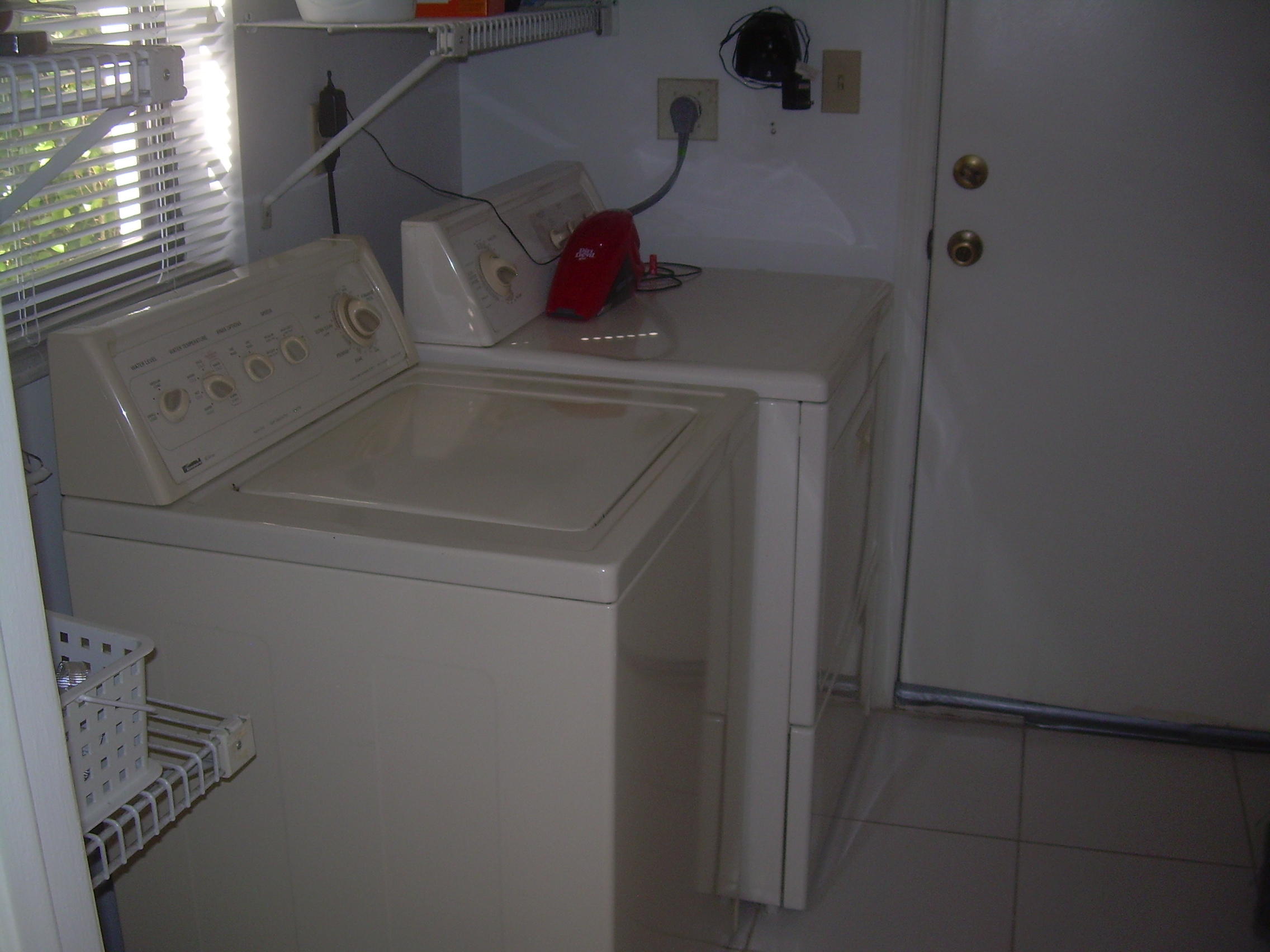 10166 Crosswind Road Boca Raton, FL 33498 - Photo 15 of 34 honeyc laundryrm 043