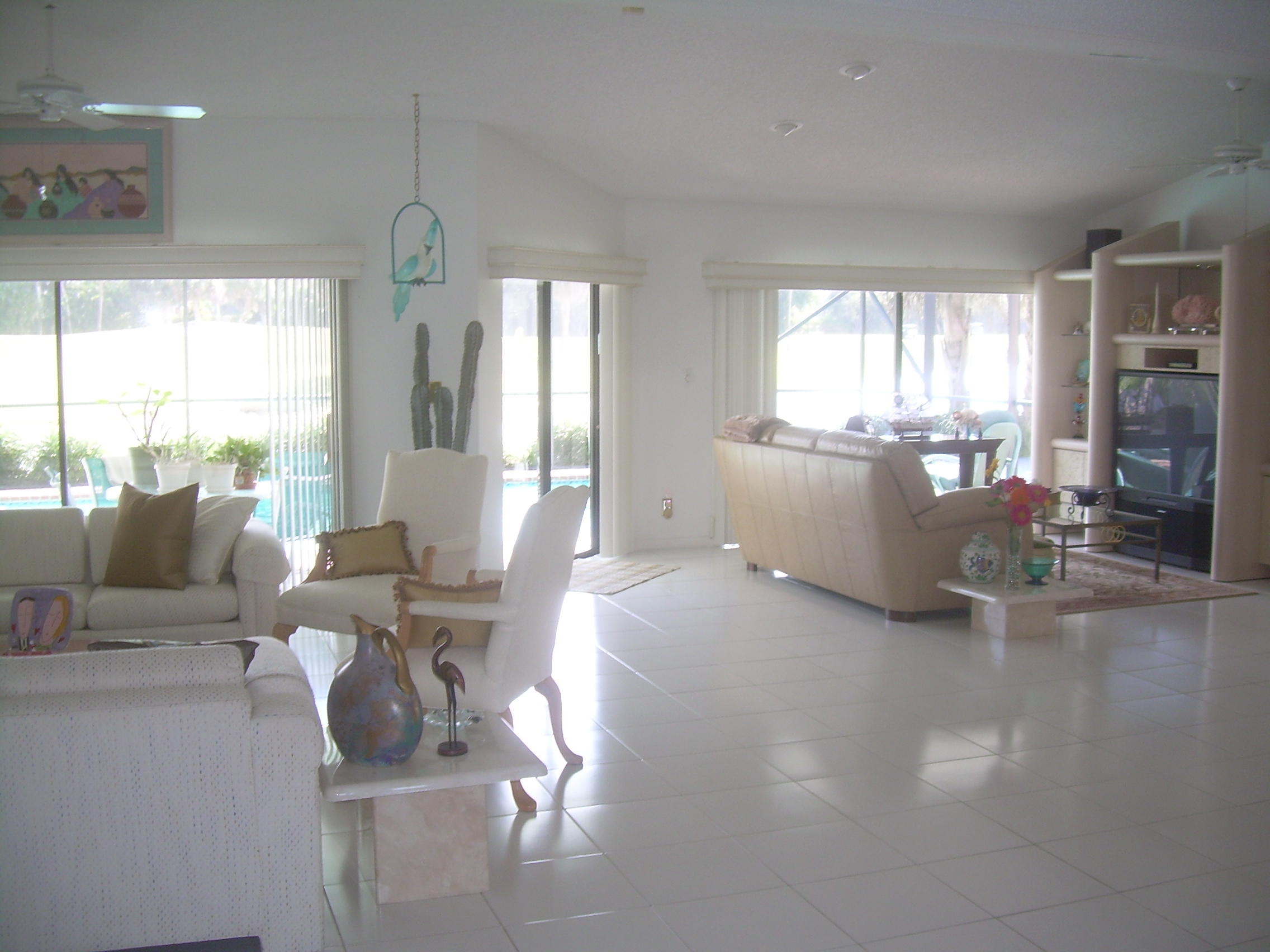 10166 Crosswind Road Boca Raton, FL 33498 - Photo 5 of 34 honeyc grt rm 1 011