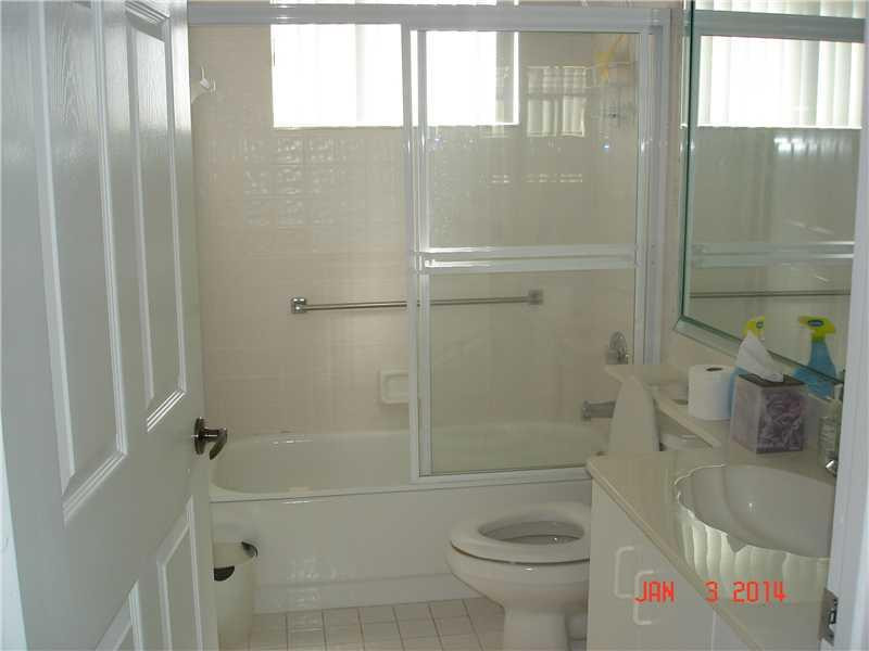 2503 North Nob Hill Road, Unit 401 Sunrise, FL 33322 - Photo 11 of 22 Bathroom