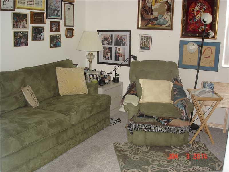 2503 North Nob Hill Road, Unit 401 Sunrise, FL 33322 - Photo 9 of 22 Bedroom