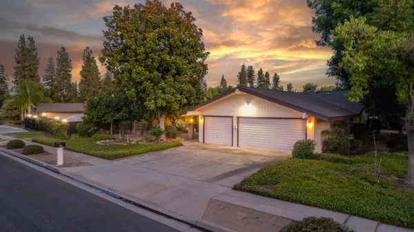 $530,000 | 1611 West Mesa Avenue, Fresno, CA 93711