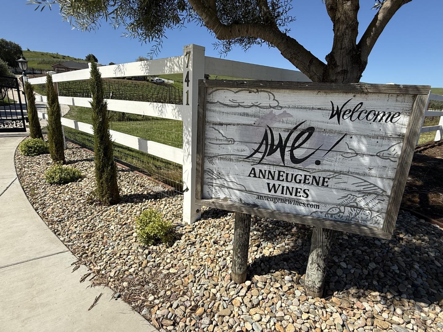 741 Riverside Road Hollister, CA 95023 - Photo 22 of 38 Gallery Image 22