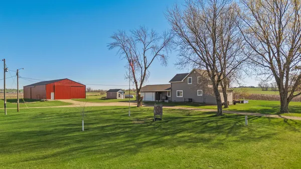 $400,000 | 1598 30th Avenue, Hammond, WI 54015