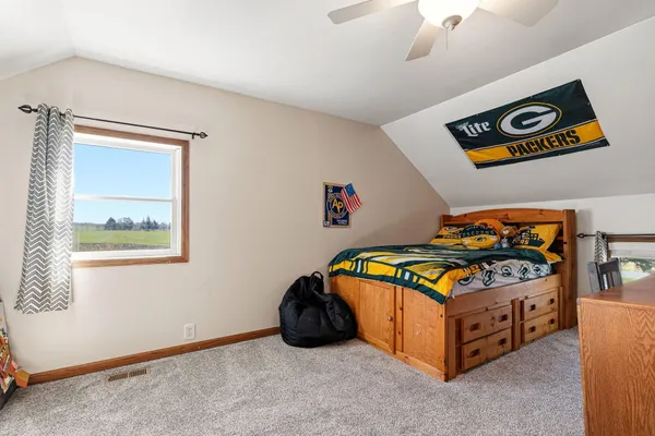 $400,000 | 1598 30th Avenue, Hammond, WI 54015