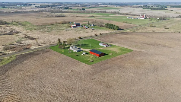 $400,000 | 1598 30th Avenue, Hammond, WI 54015