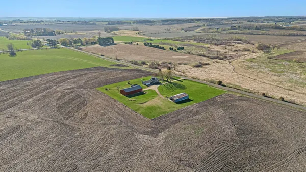 $400,000 | 1598 30th Avenue, Hammond, WI 54015