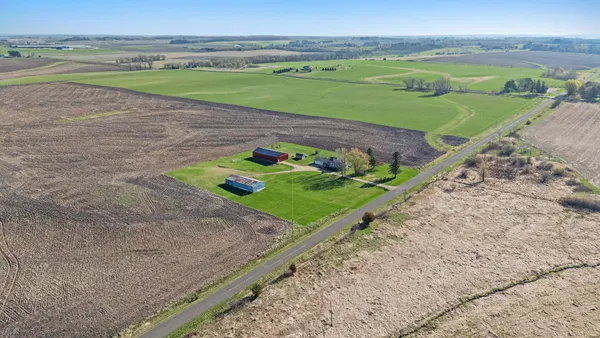 $400,000 | 1598 30th Avenue, Hammond, WI 54015