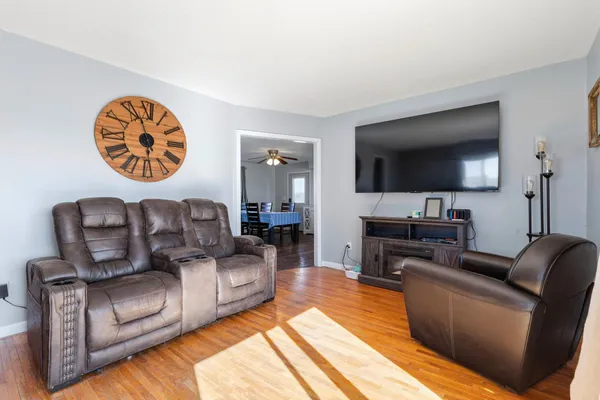 $400,000 | 1598 30th Avenue, Hammond, WI 54015