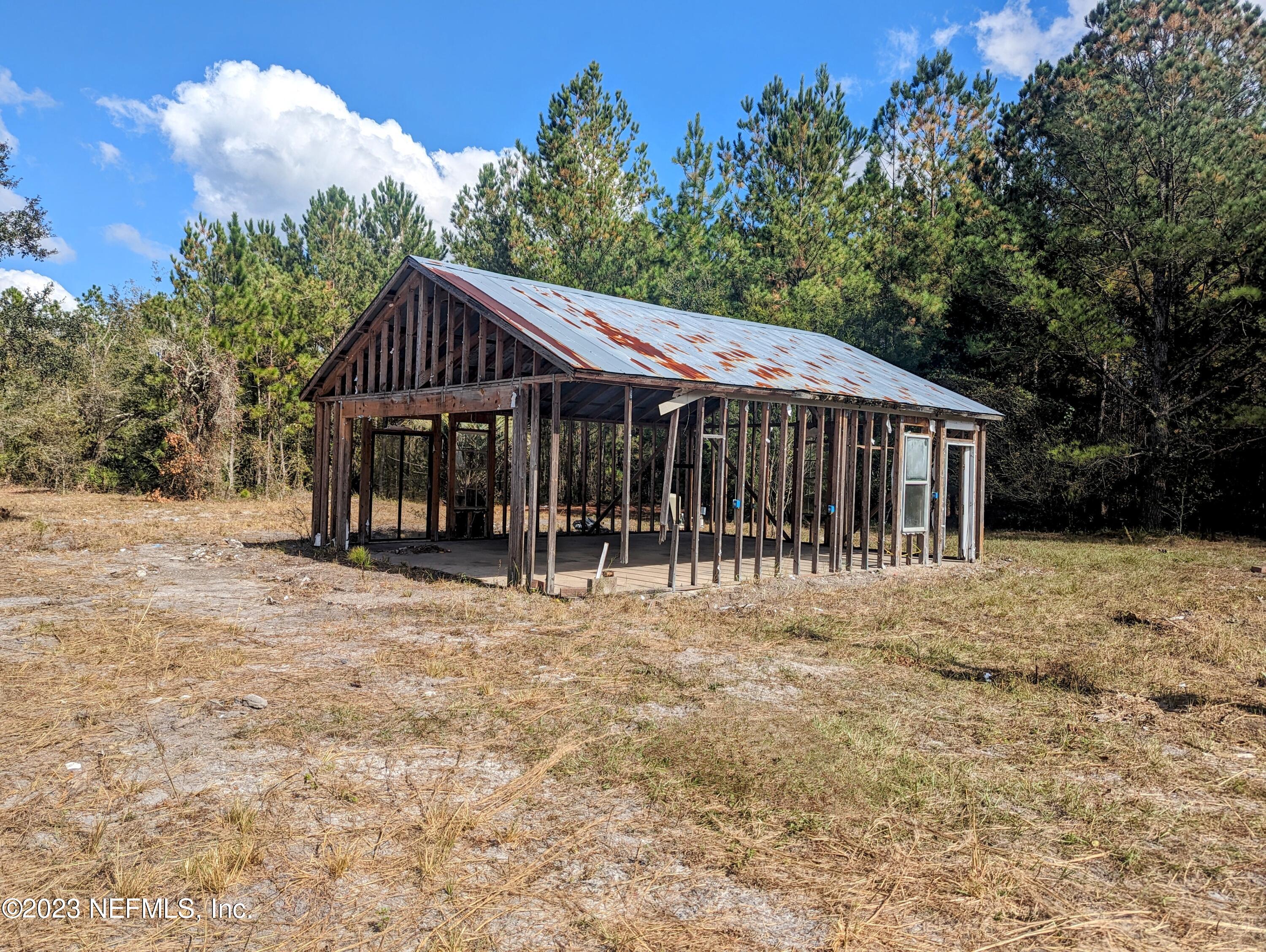 4499 Bondarenko Road Keystone Heights, FL 32656 - Photo 7 of 21 Partialy built garage as is 2