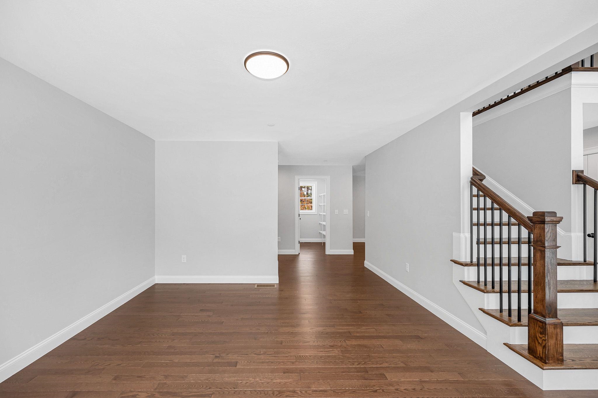 9 Cornstalk Lane Pelham, NH 03076 - Photo 17 of 43