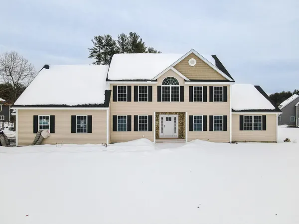$1,250,000 | 9 Cornstalk Lane, Pelham, NH 03076