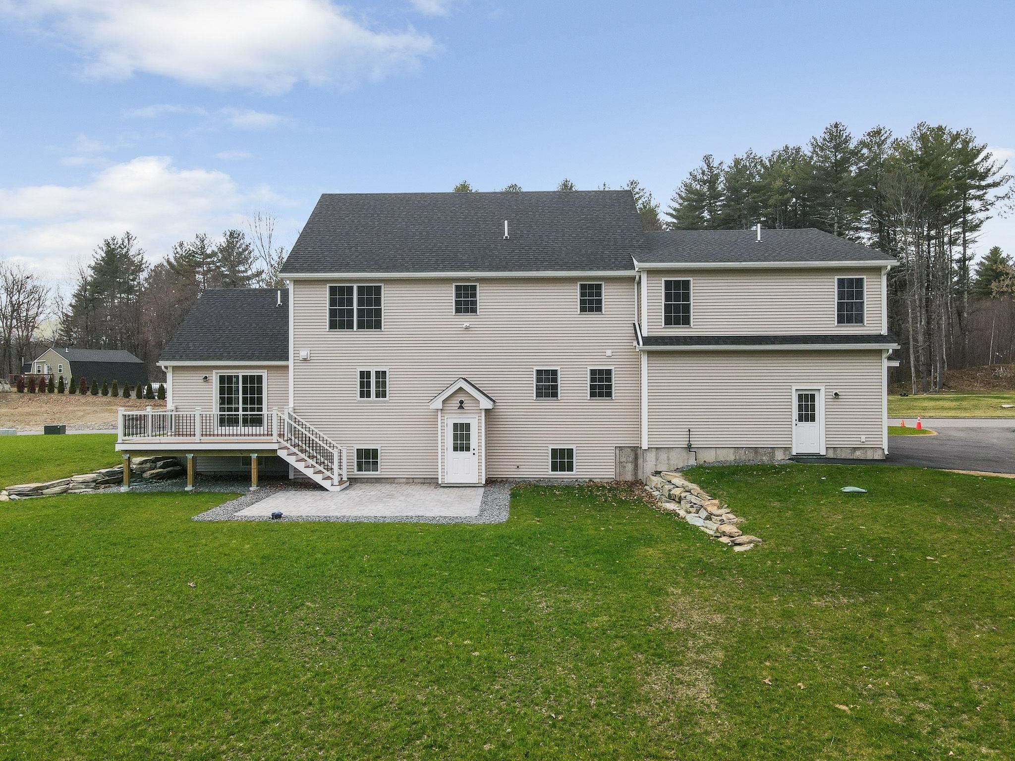 9 Cornstalk Lane Pelham, NH 03076 - Photo 2 of 44