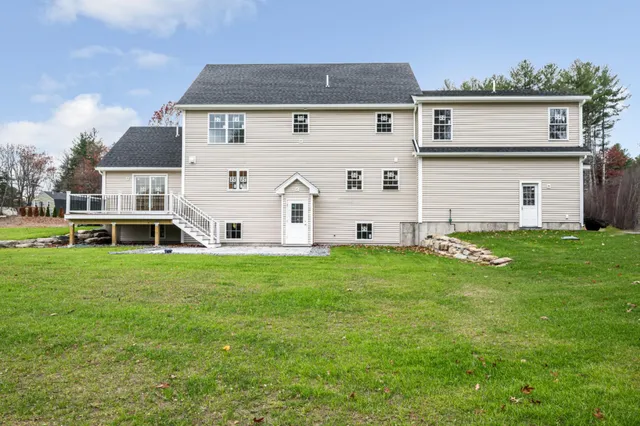 $1,250,000 | 9 Cornstalk Lane, Pelham, NH 03076