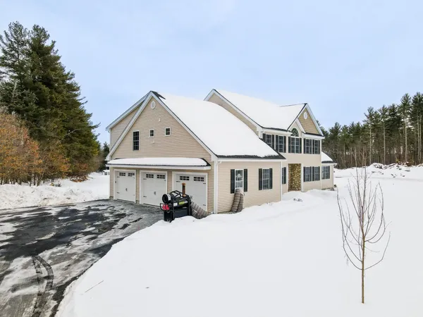 $1,250,000 | 9 Cornstalk Lane, Pelham, NH 03076