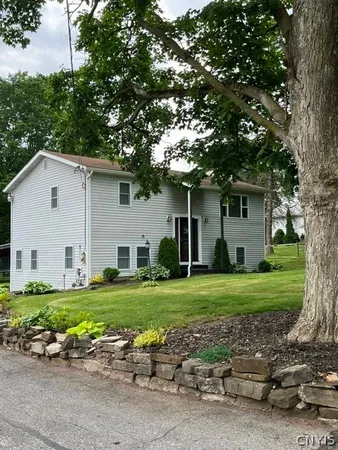 $269,900 | 533 Sayles Street, Oneida, NY 13421