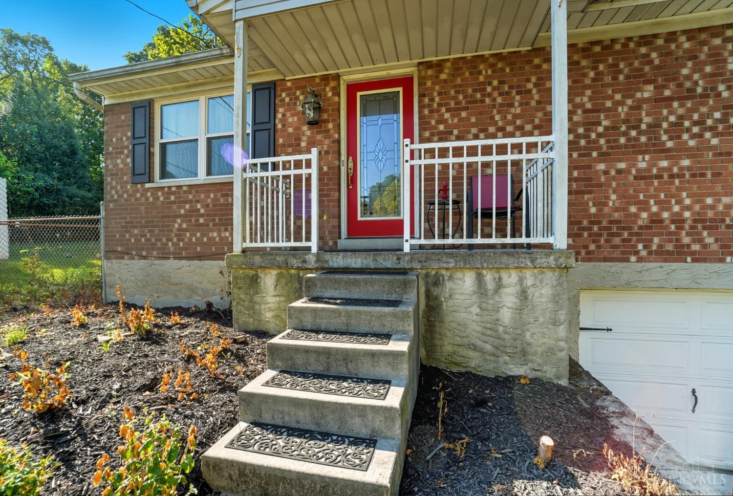 5229 Rapid Run Road Cincinnati, OH 45238 - Photo 5 of 34 Gallery Image 5