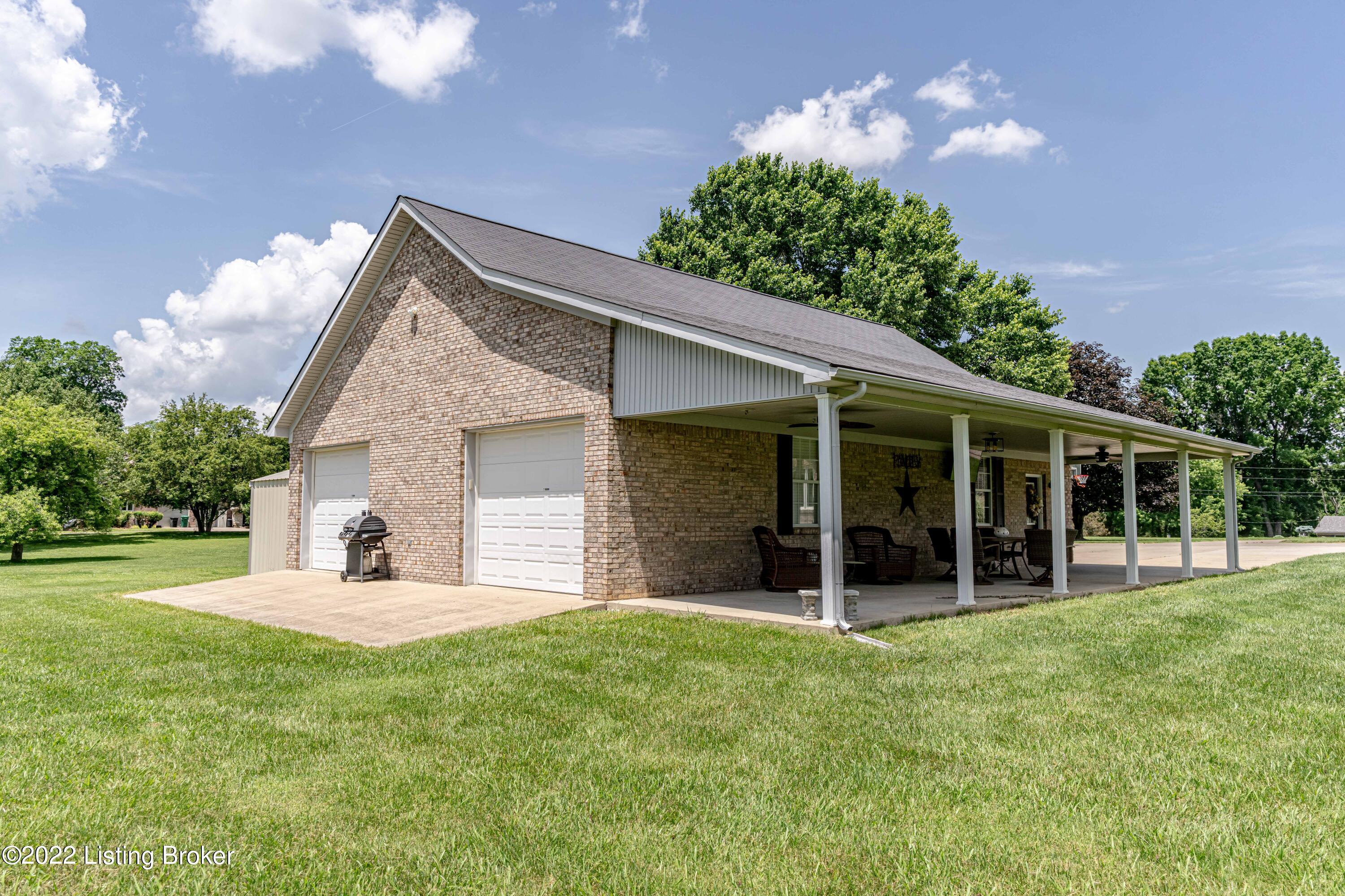 689 West Laurel River Road Shepherdsville, KY 40165 - Photo 41 of 129 DSC02247