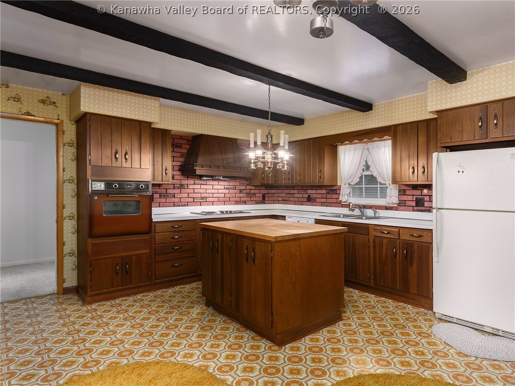 2022 Springdale Road Hurricane, WV 25526 - Photo 6 of 21 Gallery Image 6