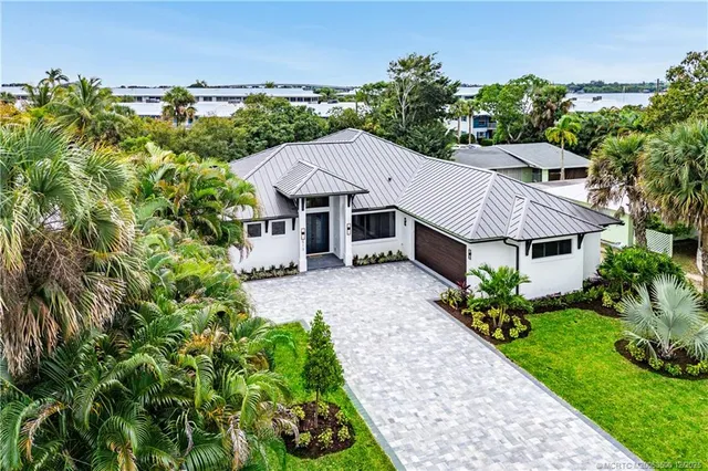 $1,195,000 | 513 Southwest South Carolina Drive, Stuart, FL 34994