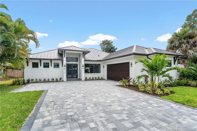 $1,195,000 | 513 Southwest South Carolina Drive, Stuart, FL 34994