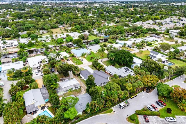 $1,195,000 | 513 Southwest South Carolina Drive, Stuart, FL 34994