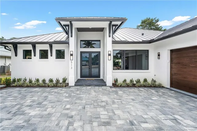 $1,195,000 | 513 Southwest South Carolina Drive, Stuart, FL 34994