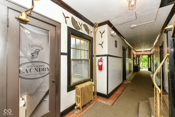 $925 | 590 Woodruff Pl E Drive, Unit 12, Indianapolis, IN 46201