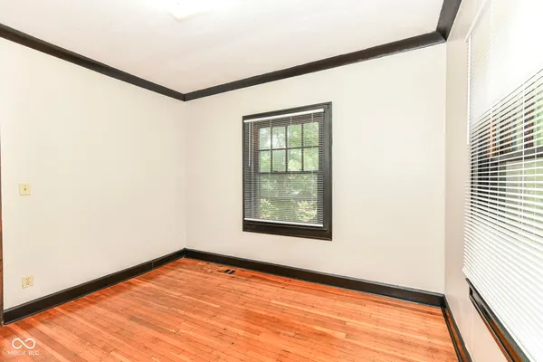 $925 | 590 Woodruff Pl E Drive, Unit 12, Indianapolis, IN 46201