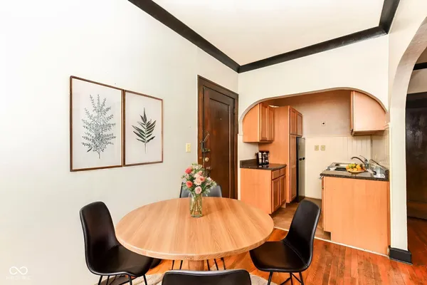 $925 | 590 Woodruff Pl E Drive, Unit 12, Indianapolis, IN 46201