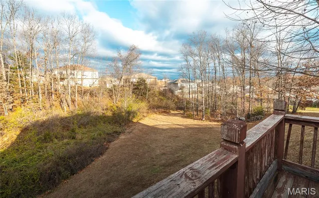 $325,000 | 105 Iron Court, St. Robert, MO 65584